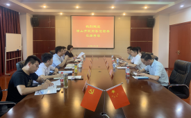 潛山市政府招商組領(lǐng)導(dǎo)來訪合肥大道模具有限責(zé)任公司實(shí)地考察