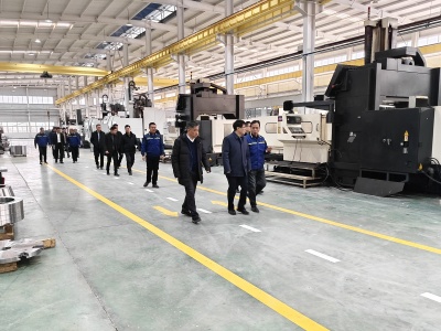 蚌埠市委常委、市政府黨組副書記、常務(wù)副市長(zhǎng)葛銳一行等領(lǐng)導(dǎo)蒞臨大道股份蚌埠星道模具有限公司考察調(diào)研